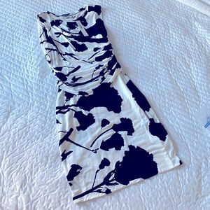 DKNY super soft abstract  dress